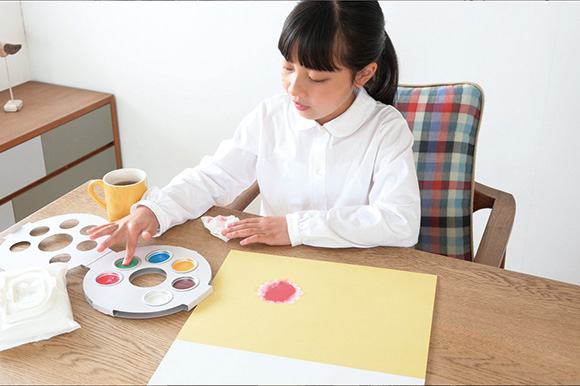 Point1 お絵かきがニガテなお子さまも、楽しめる